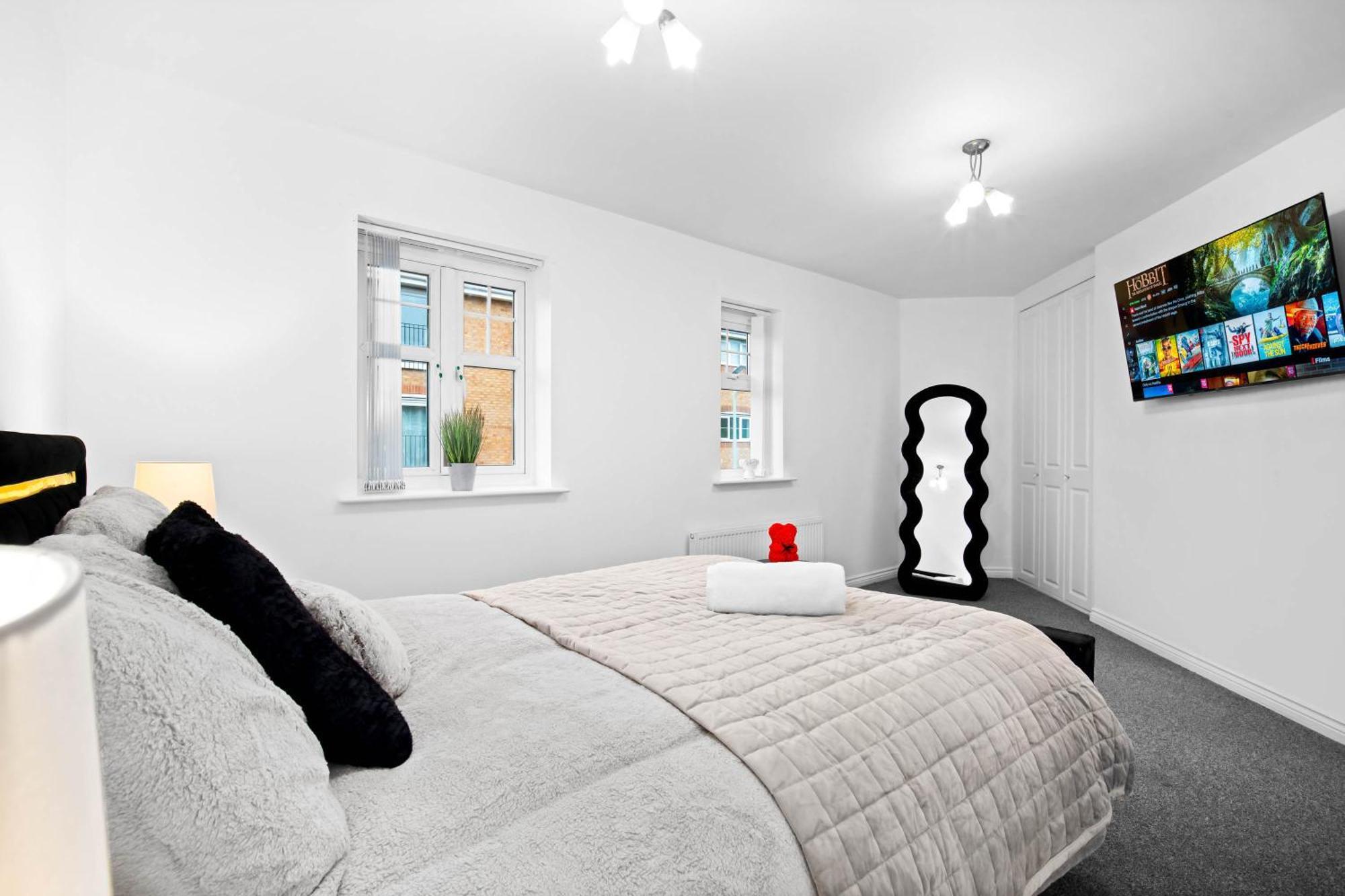 Harmony House 3 Bedroom New Build For Families, Contractors, Black Country Museum Sleeps 6 Типтън Екстериор снимка