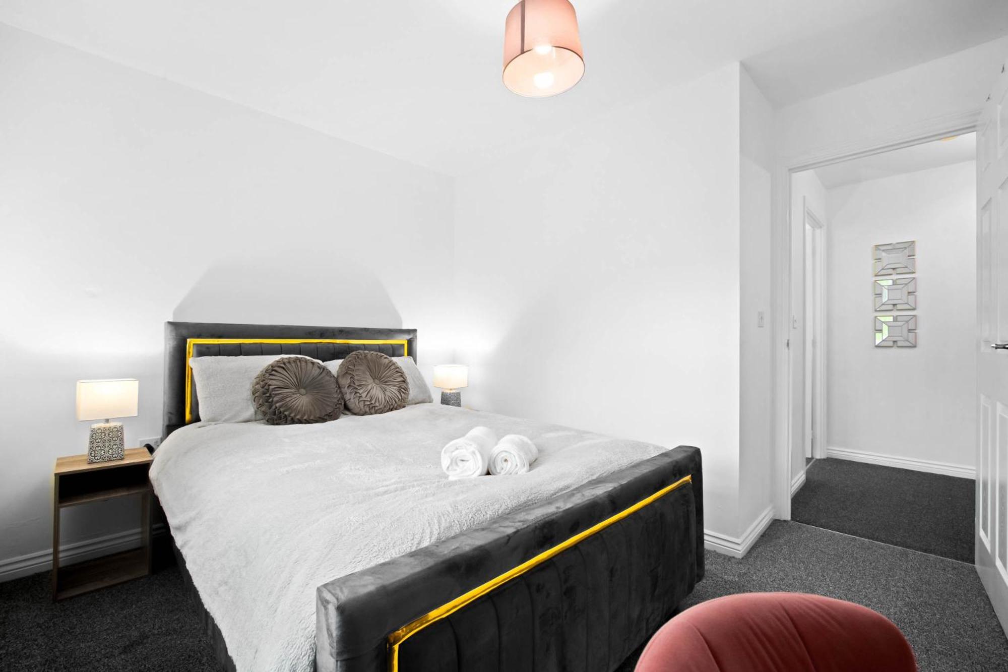 Harmony House 3 Bedroom New Build For Families, Contractors, Black Country Museum Sleeps 6 Типтън Екстериор снимка